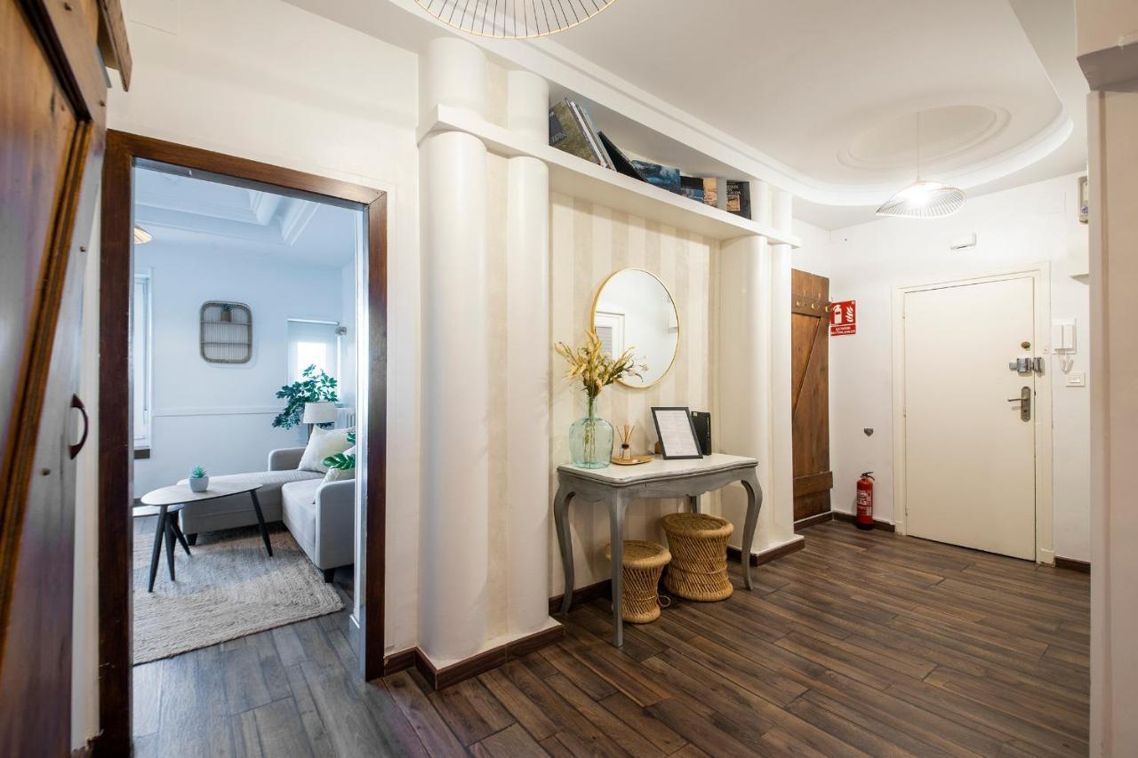 Cozy Apartment In Front Of The Beach San Sebastián Esterno foto